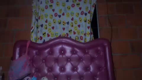 aisha koswell3 online show from January 19, 2025, 3:39 am