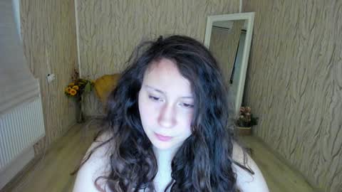 Aisha online show from January 6, 2025, 5:19 am