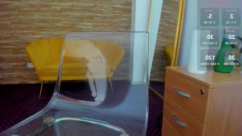 Aisha online show from October 29, 2025, 4:37 am