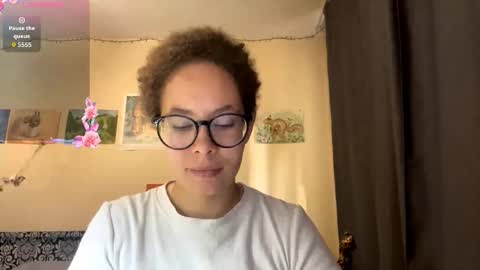 Adelina online show from September 9, 2025, 10:04 am