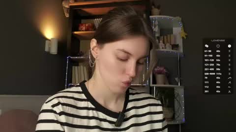 Aliza online show from April 12, 2026, 1:32 am