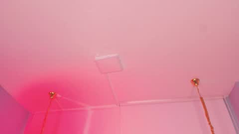 Aitana Hilton  online show from January 5, 2026, 5:27 pm