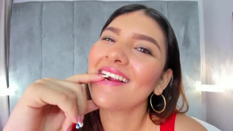  Aitana  online show from May 13, 2026, 10:56 am