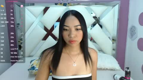 Snapshot of aiuny_queens chatting on July 2, 2026, 10:49 pm A I U N Y online show from July 2, 2026, 10:49 pm