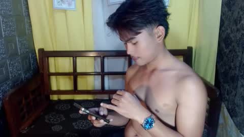 Snapshot of aivanboyyy chatting on May 2, 2026, 12:43 pm aivanboyyy online show from May 2, 2026, 12:43 pm