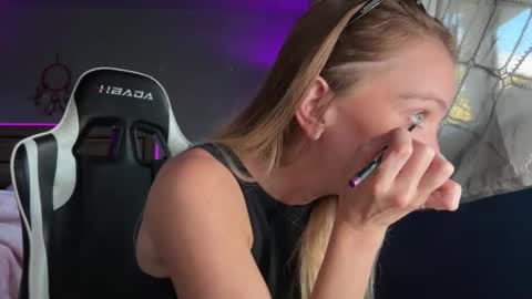 AJ online show from March 4, 2026, 8:59 pm