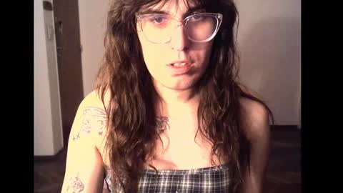 Snapshot of akamedolle chatting on September 23, 2025, 3:20 am Veronica Akame 3 online show from September 23, 2025, 3:20 am