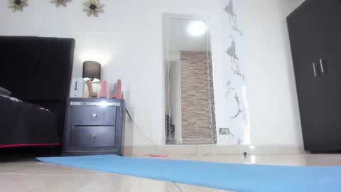 Snapshot of akemirosse chatting on March 12, 2025, 9:55 am Akemi online show from March 12, 2025, 9:55 am