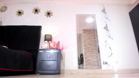 Snapshot of akemirosse chatting on March 12, 2025, 11:33 pm Akemi online show from March 12, 2025, 11:33 pm