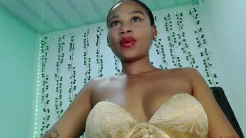 Snapshot of akemy_saunderz chatting on June 1, 2026, 2:46 am akemy_saunderz online show from June 1, 2026, 2:46 am