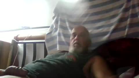 Snapshot of aken4it chatting on December 20, 2024, 3:31 pm aken4it online show from December 20, 2024, 3:31 pm