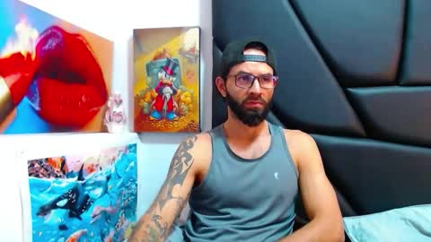 Snapshot of akiles_r chatting on March 26, 2026, 11:43 pm akiles online show from March 26, 2026, 11:43 pm