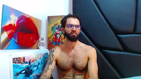 Snapshot of akiles_r chatting on March 30, 2026, 10:44 pm akiles online show from March 30, 2026, 10:44 pm