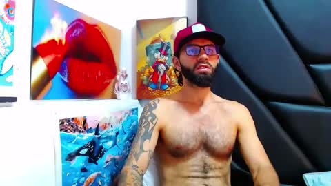 Snapshot of akiles_r chatting on March 31, 2026, 11:16 pm akiles online show from March 31, 2026, 11:16 pm