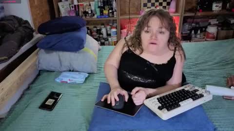 Natalie online show from December 1, 2025, 12:32 pm