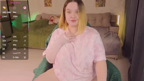 Snapshot of akinohana chatting on November 7, 2025, 11:21 am Aki online show from November 7, 2025, 11:21 am