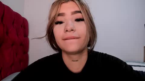 Snapshot of akirahattori__ chatting on March 2, 2026, 12:56 pm akirahattori__ online show from March 2, 2026, 12:56 pm