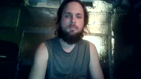 Snapshot of akki175 chatting on October 29, 2025, 2:36 am Jay online show from October 29, 2025, 2:36 am