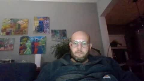 akpchi1984 online show from December 25, 2024, 1:42 am