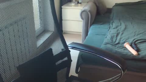 Alisha online show from December 18, 2024, 11:56 am