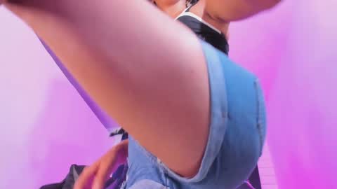 Alahia Rodriguez online show from September 26, 2025, 8:57 pm