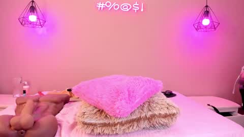 Alahia  online show from January 15, 2025, 3:29 pm