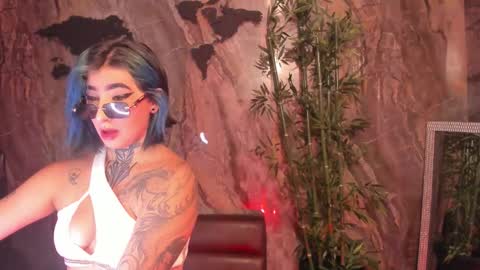 ALAHIA online show from March 23, 2026, 5:17 pm