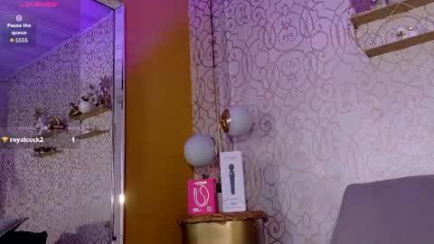 Snapshot of alaia__monroe chatting on August 5, 2026, 12:13 am online show from August 5, 2026, 12:13 am