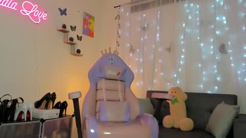 Alaia online show from January 20, 2025, 9:43 pm