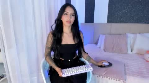 Alaia online show from February 13, 2026, 7:43 pm