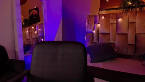  Alaia  online show from October 13, 2025, 11:32 am