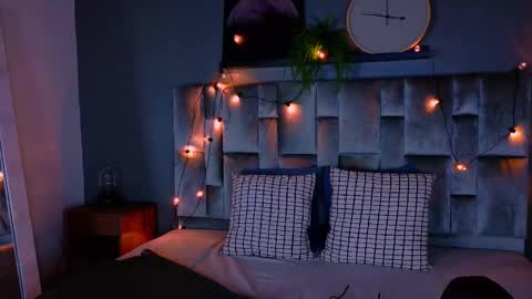  Alaia  online show from October 25, 2025, 11:40 am