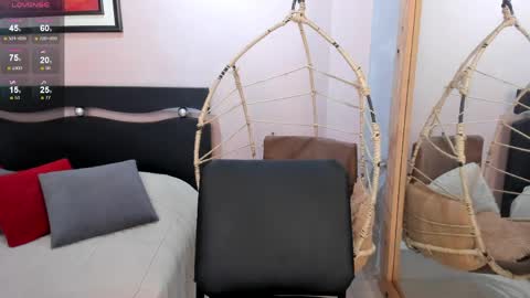     online show from April 4, 2026, 7:11 pm