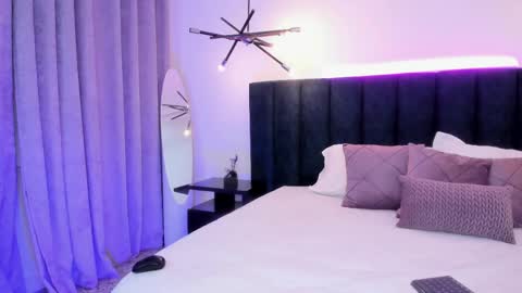 Alaia online show from April 15, 2026, 7:58 pm