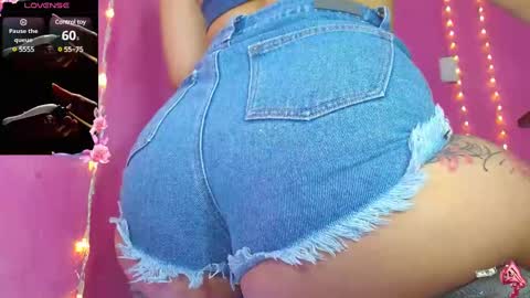 Snapshot of alaiia_rosse chatting on February 3, 2025, 11:58 pm Alaiia online show from February 3, 2025, 11:58 pm