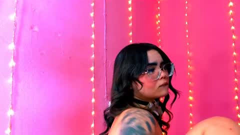  Alaiia  online show from April 12, 2026, 12:15 am