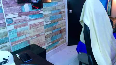 Snapshot of alan_del_reyy chatting on January 14, 2026, 6:02 pm alan del reyy online show from January 14, 2026, 6:02 pm