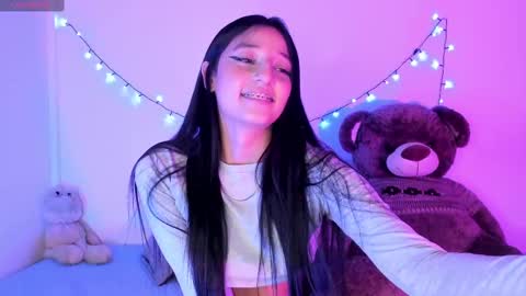 Alana  online show from February 1, 2025, 5:18 am