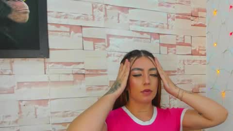 alana_gray3 online show from February 24, 2025, 5:11 am