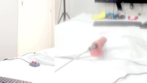 Alana online show from November 22, 2025, 7:24 pm