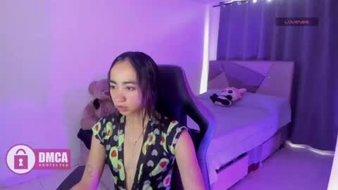 Snapshot of alana_pherson chatting on August 4, 2026, 3:25 pm alana_pherson online show from August 4, 2026, 3:25 pm