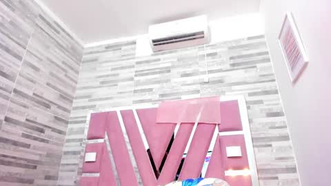 Alana online show from January 24, 2025, 6:56 pm