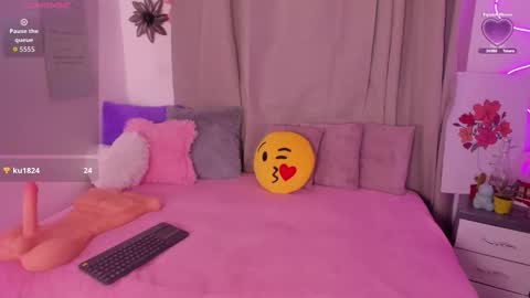 Alana Gmez  online show from January 7, 2026, 9:17 pm