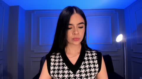 Alana online show from January 7, 2025, 3:24 am