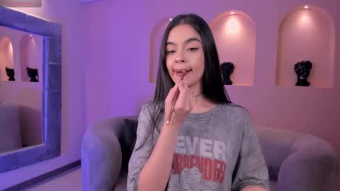 Alana online show from March 11, 2025, 3:26 am