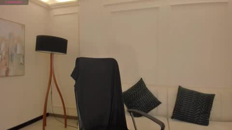 Alana online show from October 15, 2025, 12:05 pm