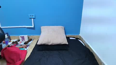 Snapshot of alanah_preston_ chatting on October 17, 2025, 11:51 pm Alanah Prestoon online show from October 17, 2025, 11:51 pm