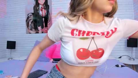 Snapshot of alanahell_ chatting on February 28, 2026, 9:27 pm ALANA online show from February 28, 2026, 9:27 pm