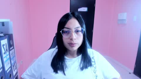 alanapetterson online show from January 23, 2025, 3:01 pm