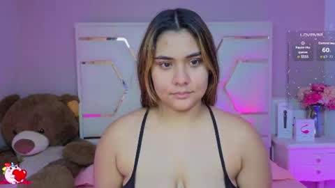 Snapshot of alanarousse_ chatting on July 21, 2026, 12:18 pm alanarousse_ online show from July 21, 2026, 12:18 pm